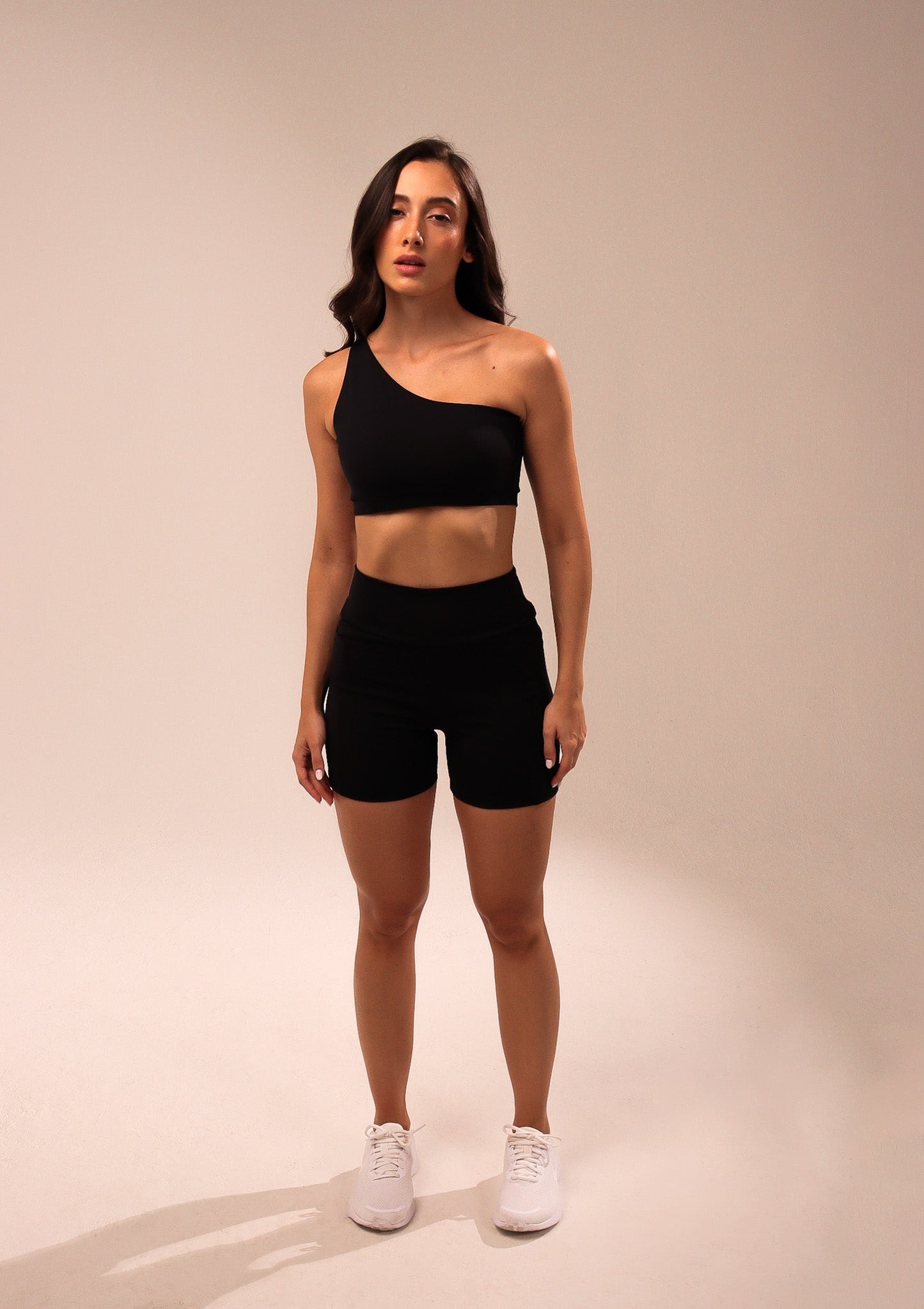 COMPRE O LOOK - Shorts + Top