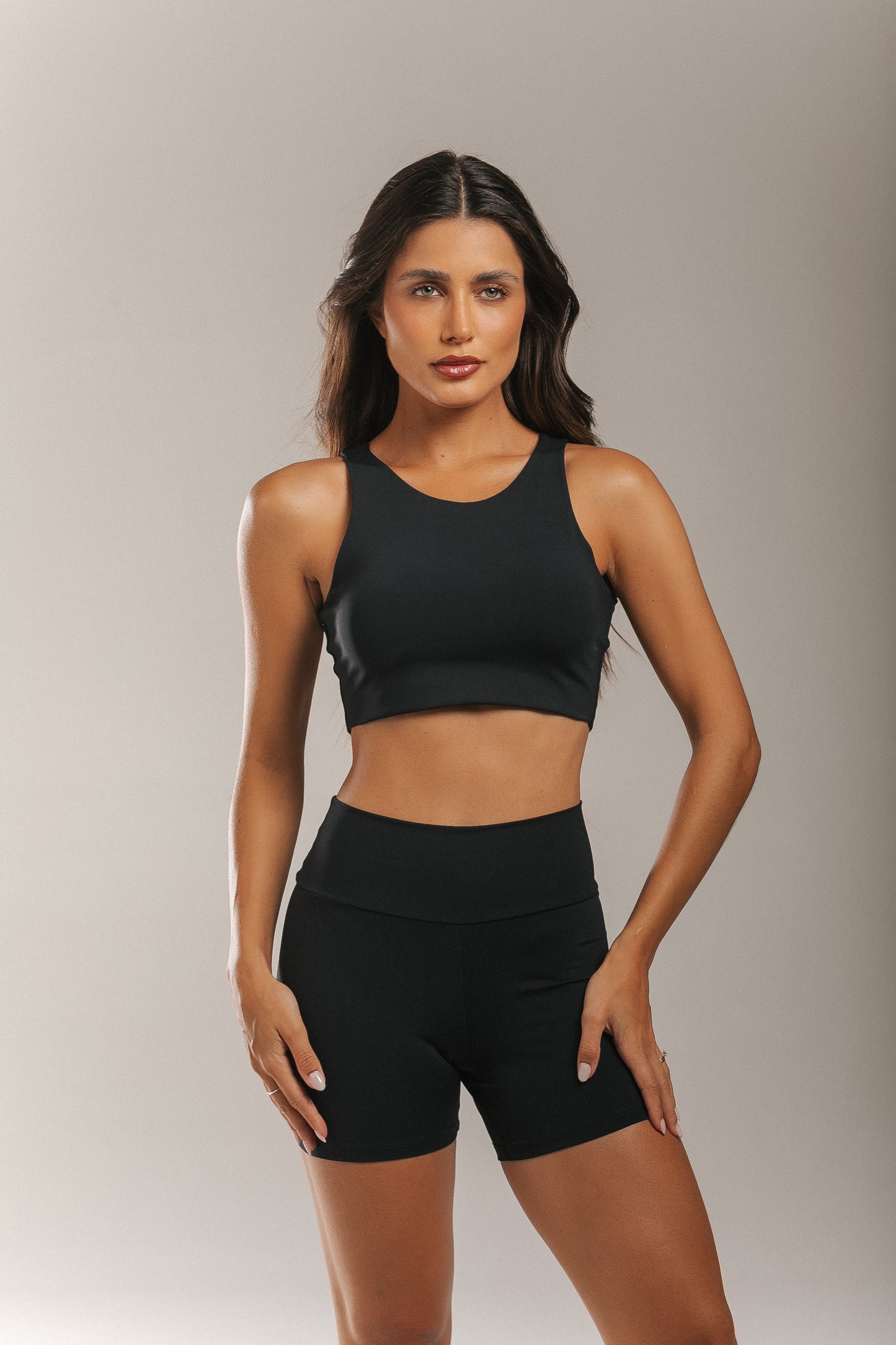 Top Cleópatra Preto Absoluto